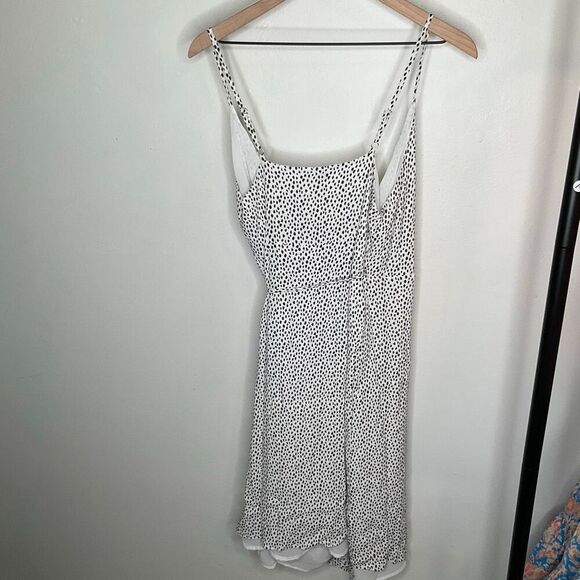 Rails Iris Polka Dot Wrap Dress - Picture 4 of 6